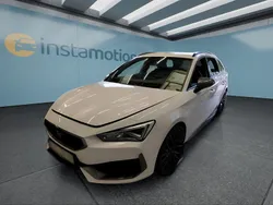 Weiß Gebraucht 2022 Cupra Leon VZ Kombi | 31.699 € (Fairer Preis)