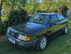 Schwarz Gebraucht 1991 Audi 80 Sport Limousine | 1.500 €
