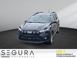 Perlmuttschwarz Gebraucht 2024 Dacia Jogger Expression Limousine | 20.475 € (Fairer Preis)