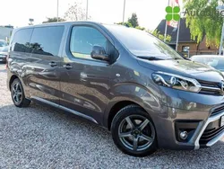 Dark grey Gebraucht 2017 Toyota Proace Verso Executive Kombi | 27.990 € (Teuer)