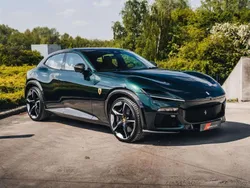 Grün Gebraucht 2024 Ferrari Purosangue SUV | 595.001 € (Fairer Preis)