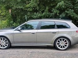Silber Gebraucht 2007 Alfa Romeo 159 Ti Kombi | 3.850 € (Superpreis)