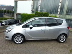 Silber Gebraucht 2016 Opel Meriva Edition Van / Kleinbus | 9.250 € (Fairer Preis)