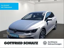 Silber Gebraucht 2021 VW Golf VIII Style Limousine | 21.750 € (Fairer Preis)