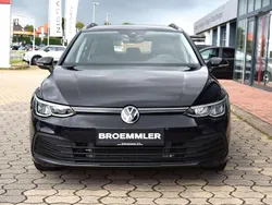 Deep black perleffekt Gebraucht 2022 VW Golf VIII Life Kombi | 19.590 € (Guter Preis)