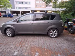 Grau Gebraucht 2006 Toyota Corolla Verso Executive Van / Kleinbus | 1.500 € (Guter Preis)