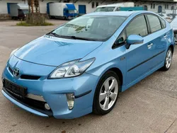 Blau Gebraucht 2013 Toyota Prius Plug-in Hybrid Life Kleinwagen | 7.790 €