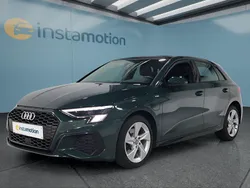 Grün Gebraucht 2021 Audi A3 e-tron Kleinwagen | 29.649 €