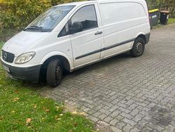 Weiß Gebraucht 2006 Mercedes Vito Van / Kleinbus | 3.700 €