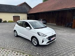 Polar white Gebraucht 2021 Hyundai i10 Trend Kleinwagen | 13.400 € (Fairer Preis)