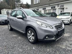 Grau Gebraucht 2014 Peugeot 2008 Allure SUV | 4.999 € (Guter Preis)