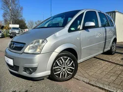 Grau Gebraucht 2007 Opel Meriva Van / Kleinbus | 2.990 € (Fairer Preis)