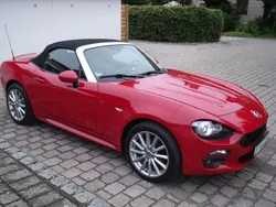 Rot Gebraucht 2018 Fiat 124 Spider Lusso Cabrio | 20.800 € (Fairer Preis)