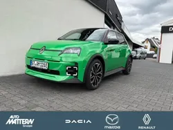 Grün Gebraucht 2024 Renault R5 Komfort Kleinwagen | 32.289 € (Fairer Preis)