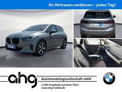 Skyscraper grau metallic Gebraucht 2024 BMW 216 Van / Kleinbus | 27.350 € (Fairer Preis)