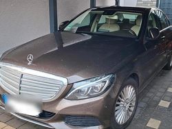 Braun Gebraucht 2014 Mercedes C200 Limousine | 15.000 €