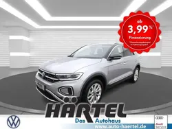 Ivory silver (beige), metallic Gebraucht 2023 VW T-Roc Move SUV | 23.200 € (Fairer Preis)
