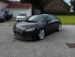 Grau Gebraucht 2011 Audi TT Ambiente Coupé | 12.900 €