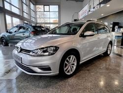 Reflexsilber metallic Gebraucht 2018 VW Golf VII Kombi | 9.480 € (Superpreis)