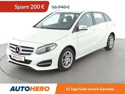Weiß Gebraucht 2016 Mercedes B180 Urban Van / Kleinbus | 16.360 € (Guter Preis)