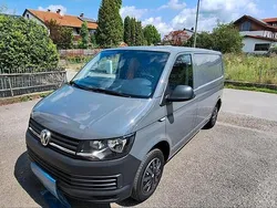 Grau Gebraucht 2017 VW T6 Van | 19.500 € (Superpreis)