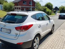 Weiß Gebraucht 2012 Hyundai ix35 Style SUV | 9.999 € (Fairer Preis)