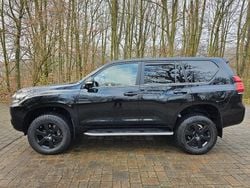 Schwarz Gebraucht 2024 Toyota Land Cruiser Executive SUV | 66.900 € (Guter Preis)