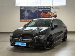 Schwarz Gebraucht 2022 Mercedes CLA250 Shooting Brake AMG line Kombi | 34.890 € (Fairer Preis)