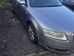 Silber Gebraucht 2004 Audi A6 Limousine | 1.600 €