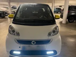 Weiß Gebraucht 2014 Smart ForTwo Coupé Kleinwagen | 6.900 €