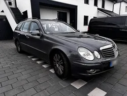 Grau Gebraucht 2007 Mercedes E220 Avantgarde Kombi | 4.999 € (Fairer Preis)