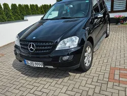 Schwarz Gebraucht 2007 Mercedes ML320 SUV | 11.999 € (Teuer)