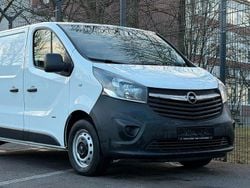 Weiß Gebraucht 2017 Opel Vivaro Van / Kleinbus | 10.777 € (Superpreis)