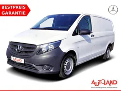 Weiss Gebraucht 2018 Mercedes Vito Van / Kleinbus | 16.890 € (Fairer Preis)