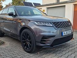 Grau Gebraucht 2017 Land Rover Range Rover Velar R-Dynamic SUV | 25.900 € (Etwas zu teuer)