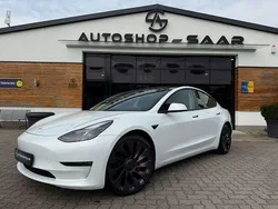 Schwarz Gebraucht 2021 Tesla Model 3 Long Range Limousine | 28.900 € (Fairer Preis)