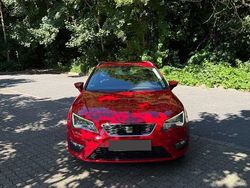Rot Gebraucht 2015 Seat Leon ST FR Kombi | 10.000 € (Guter Preis)