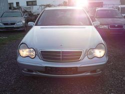 Silber Gebraucht 2003 Mercedes C220 Classic Limousine | 940 € (Superpreis)