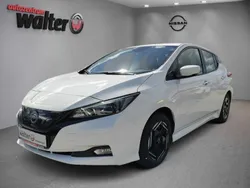 Weiß Gebraucht 2022 Nissan Leaf Acenta Kleinwagen | 13.990 € (Guter Preis)
