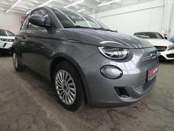 Grau Gebraucht 2022 Fiat 500 Action Kleinwagen | 11.899 €