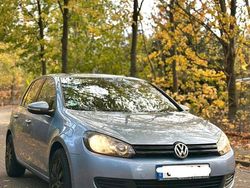 Blau Gebraucht 2009 VW Golf VI Kleinwagen | 4.750 € (Fairer Preis)