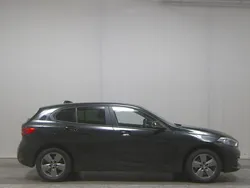 Schwarz Gebraucht 2023 BMW 118 Advantage Kleinwagen | 19.480 € (Guter Preis)