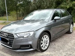Grau Gebraucht 2016 Audi A3 Sportback Design Limousine | 15.700 € (Guter Preis)