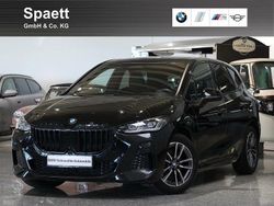 Saphirschwarz Gebraucht 2022 BMW 218 Active Tourer M Sport Van / Kleinbus | 29.800 € (Fairer Preis)