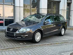 Moccaanthrazit perleffekt Gebraucht 2010 VW Passat Comfortline Kombi | 4.490 € (Etwas zu teuer)