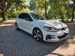 Weiß Gebraucht 2017 VW Golf VII GTI Limousine | 20.980 € (Fairer Preis)