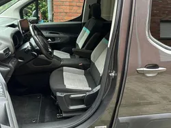 Grau Gebraucht 2019 Citroën Berlingo Shine Van / Kleinbus | 16.990 € (Fairer Preis)