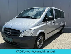 Brillantsilber metallic Gebraucht 2011 Mercedes Vito Van / Kleinbus | 17.780 €