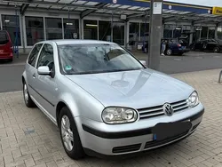Silber Gebraucht 2003 VW Golf IV Kleinwagen | 1.400 € (Guter Preis)
