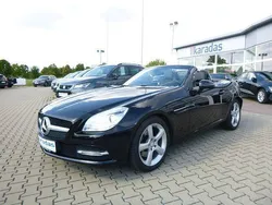 Schwarz Gebraucht 2016 Mercedes SLC250 Cabrio | 25.900 €